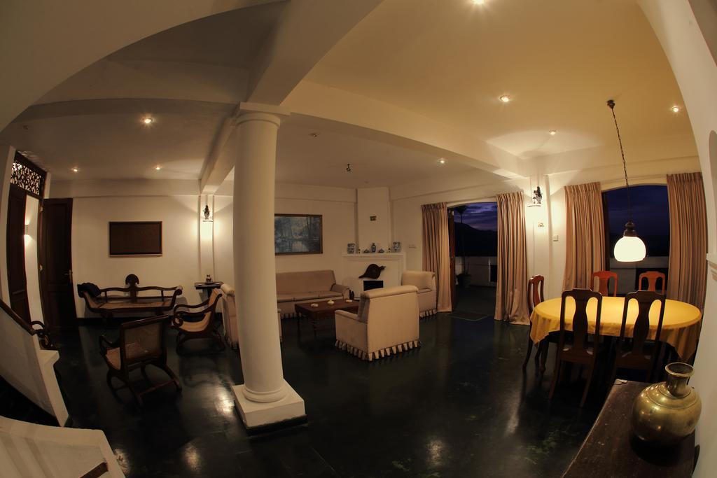 Banda Casa, קנדי מראה חיצוני תמונה